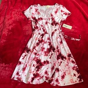 Super cute tie-dye short sleeve dress size medium